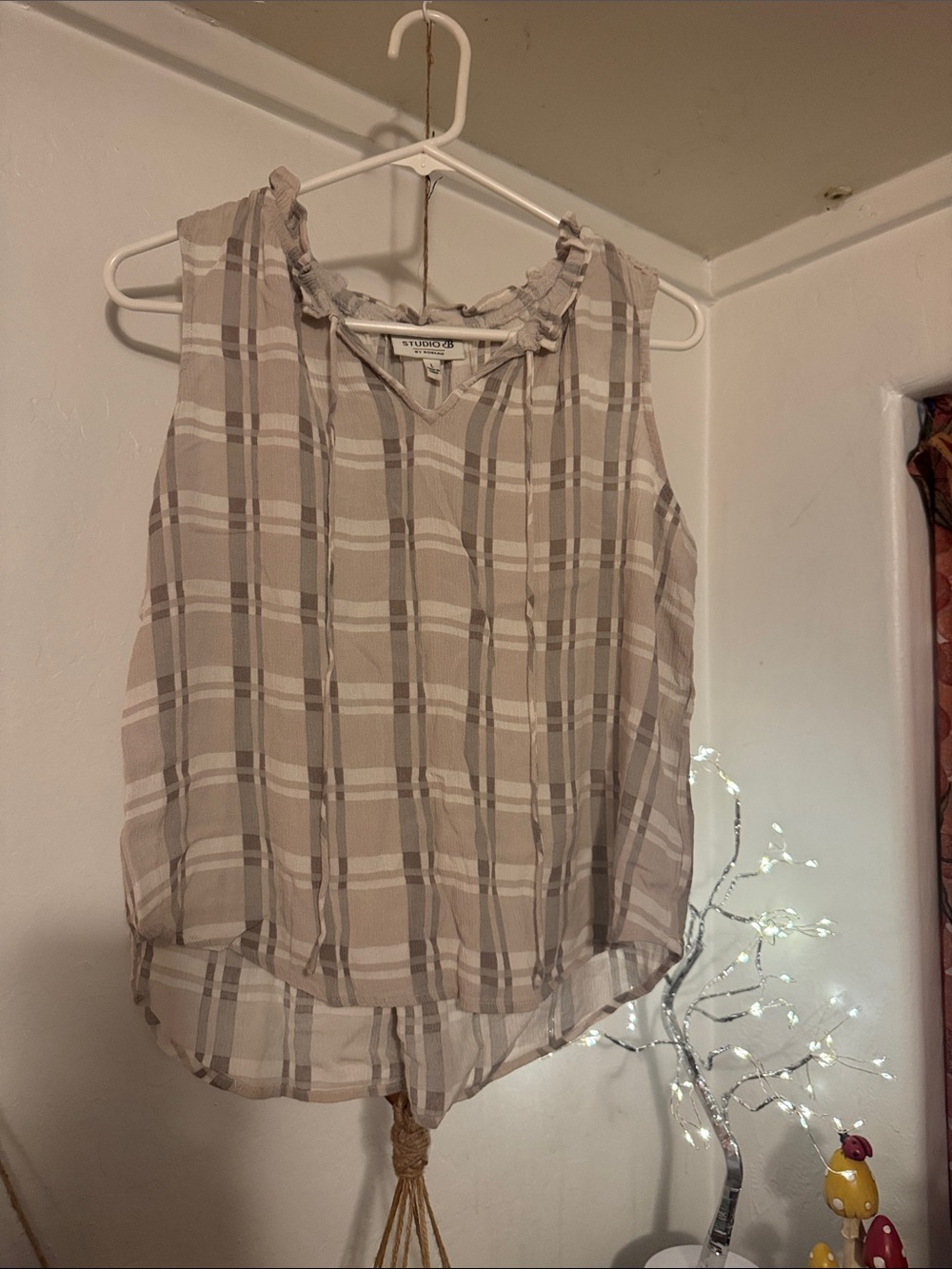 bobeau Beige and Cream Plaid Sleeveless Ruffle Cami